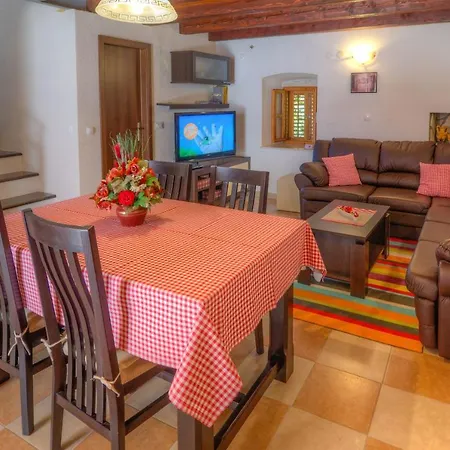 Vikendica House Lazar *